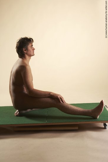 Nude Man White Kneeling poses - ALL Average Short Brown Kneeling poses - on one knee Realistic