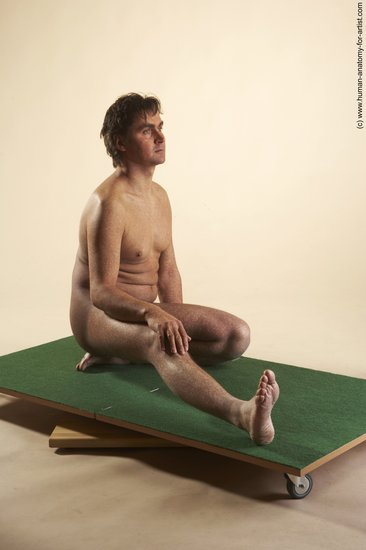 Nude Man White Kneeling poses - ALL Average Short Brown Kneeling poses - on one knee Realistic