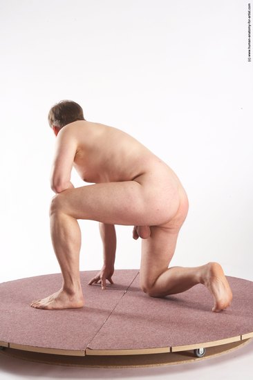 Nude Man White Kneeling poses - ALL Average Short Grey Kneeling poses - on one knee Realistic