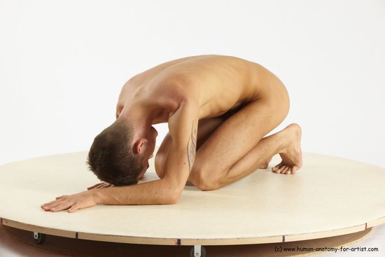 Nude Man White Kneeling poses - ALL Athletic Short Brown Kneeling poses - on both knees Multi angles poses Realistic