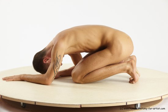 Nude Man White Kneeling poses - ALL Athletic Short Brown Kneeling poses - on both knees Multi angles poses Realistic