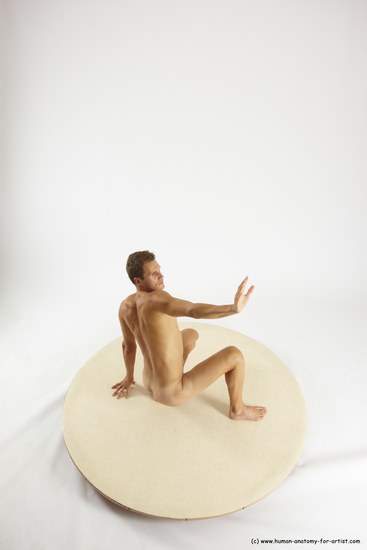 Nude Man White Kneeling poses - ALL Athletic Short Brown Kneeling poses - on one knee Multi angles poses Realistic