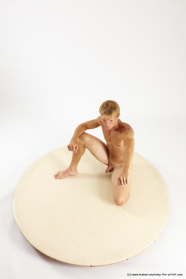 Nude Man White Kneeling poses - ALL Athletic Short Brown Kneeling poses - on one knee Multi angles poses Realistic