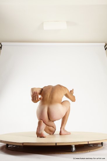 Nude Man White Kneeling poses - ALL Athletic Short Brown Kneeling poses - on one knee Multi angles poses Realistic