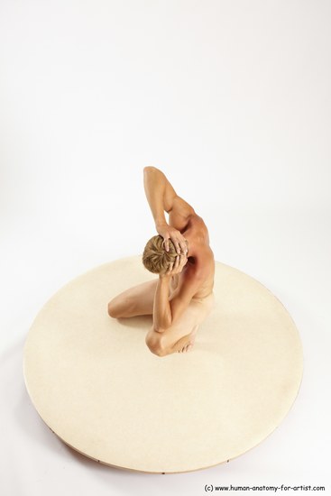 Nude Man White Kneeling poses - ALL Athletic Short Brown Kneeling poses - on one knee Multi angles poses Realistic