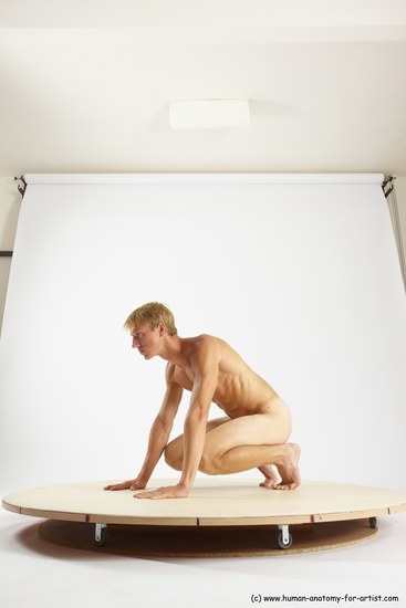 Nude Man White Standing poses - ALL Athletic Short Brown Standing poses - knee-bend Multi angles poses Realistic