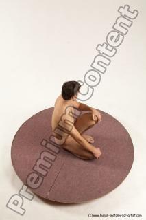 ambroz kneeling 09a