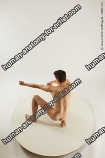 jamie kneeling 03 24a